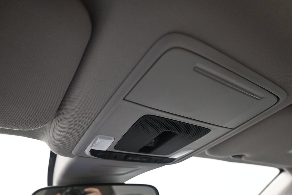 Used 2025 Honda CR-V EX image 32