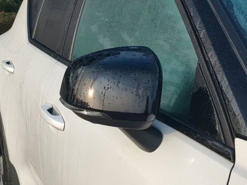 Used 2024 Volvo XC40 Recharge Plus w/ Protection Package Premier image 12