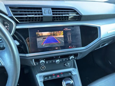 Used 2022 Audi Q3 2.0T Premium image 15