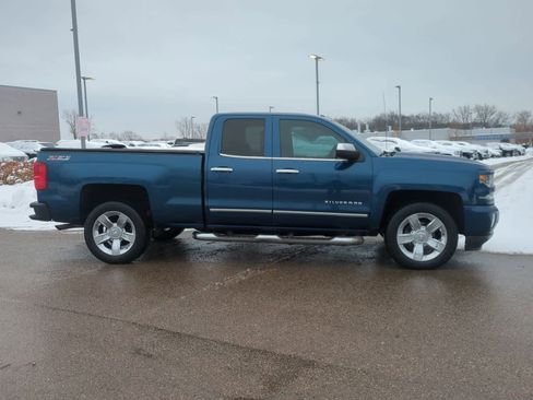 Used 2017 Chevrolet Silverado 1500 LTZ Z71 w/ LTZ Plus Package image 9