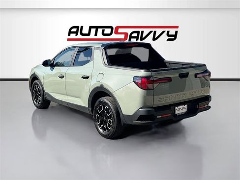 Used 2023 Hyundai Santa Cruz SEL image 5