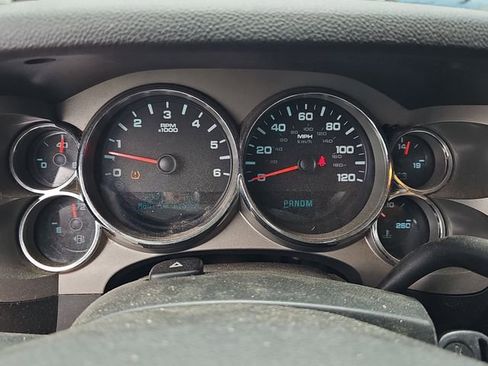 Used 2011 Chevrolet Silverado 1500 LT AWD/4WD image 15