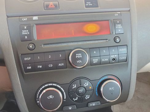 Used 2011 Nissan Altima 2.5 S image 25