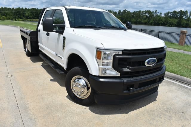Used 2021 Ford F350 4x4 Crew Cab DRW Super Duty image 2