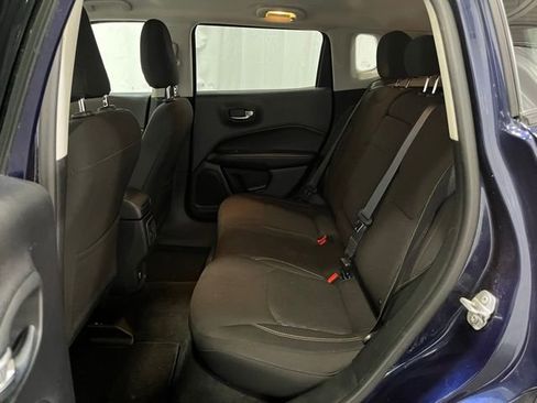 Used 2018 Jeep Compass Sport FWD image 11