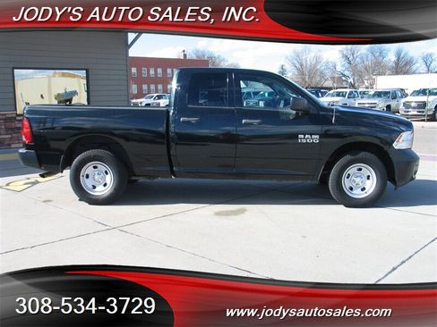Used 2016 RAM 1500 Tradesman w/ Popular Equipment Group image 33