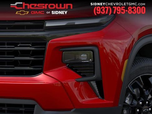 New 2026 Chevrolet Traverse LT w/ Midnight/Sport Edition FWD image 10