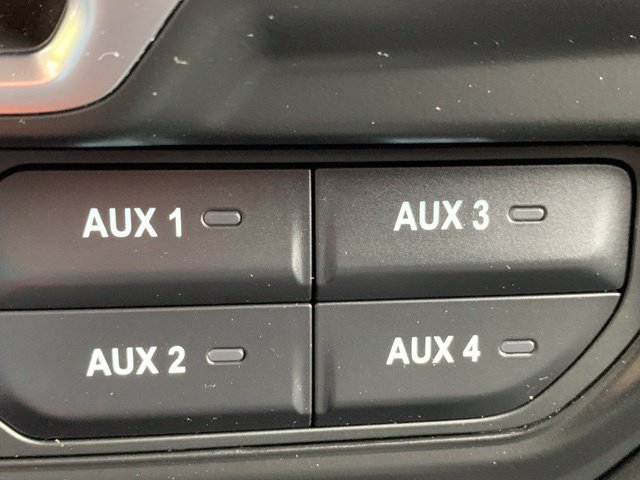 Used 2025 Jeep Wrangler Unlimited Sport AWD/4WD image 31