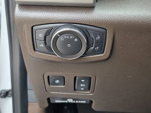 Used 2022 Ford F450 King Ranch w/ King Ranch Ultimate Package AWD/4WD image 13