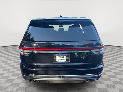 Used 2020 Lincoln Aviator Reserve w/ Equipment Group 201A RWD image 7