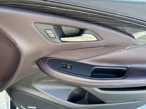 Used 2017 Buick Envision Premium w/ Driver Confidence Package image 40