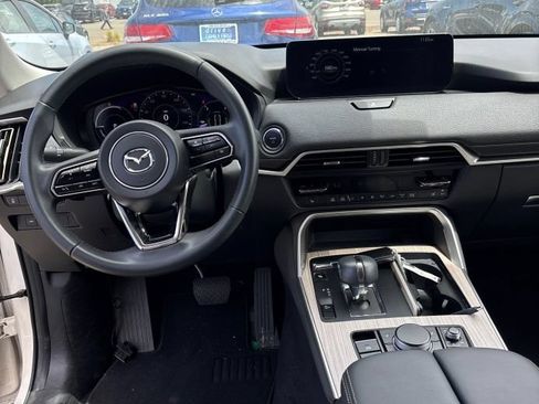 Used 2024 MAZDA CX-90 Plug-In Hybrid w/ Preferred AWD/4WD image 4