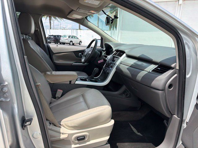 Used 2013 Ford Edge SEL FWD image 12