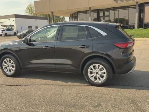 Used 2024 Ford Escape Active AWD/4WD image 6