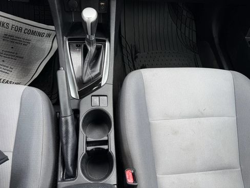 Used 2017 Toyota Corolla LE image 22