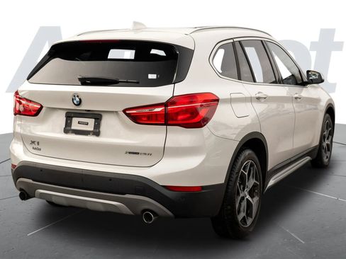 Used 2018 BMW X1 xDrive28i w/ Premium Package image 3