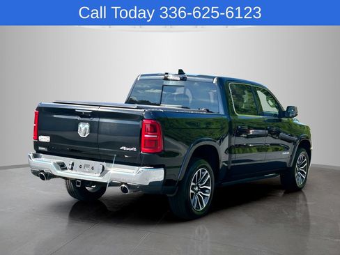 Used 2025 RAM 1500 Limited AWD/4WD image 5