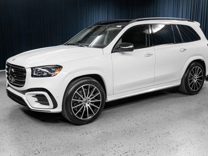 New 2026 Mercedes-Benz GLS 450 4MATIC