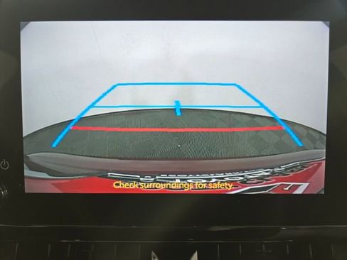 Used 2025 Toyota Corolla SE image 18