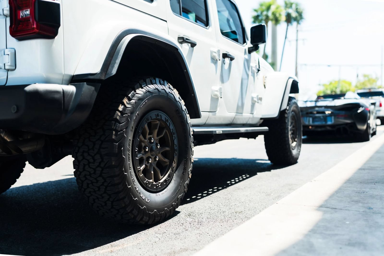 Used 2022 Jeep Wrangler Unlimited Rubicon w/ Trailer Tow Package AWD/4WD image 11