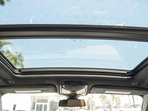 Used 2020 BMW X5 sDrive40i w/ Premium Package RWD image 18