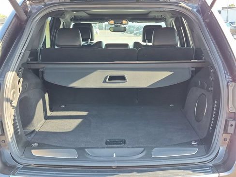 Used 2018 Jeep Grand Cherokee Limited w/ Luxury Group II AWD/4WD image 30