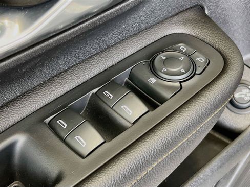 Used 2020 GMC Terrain SLT w/ Preferred Package FWD image 20