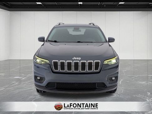 Certified 2019 Jeep Cherokee Latitude Plus w/ Cold Weather Group image 8