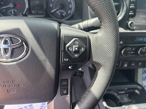 Used 2021 Toyota Tacoma TRD Sport w/ Technology Package AWD/4WD image 29