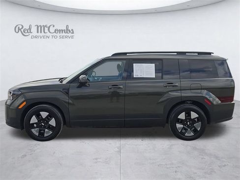 Used 2025 Hyundai Santa Fe SEL AWD/4WD image 2