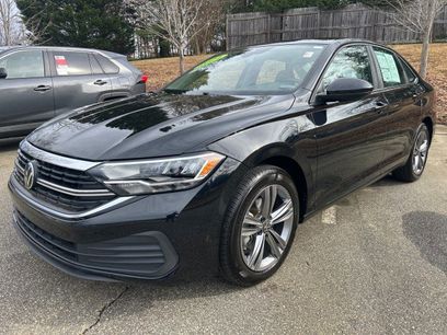 Used 2024 Volkswagen Jetta SE