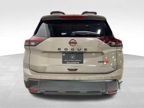 Used 2025 Nissan Rogue SV w/ Rock Creek Premium Package AWD/4WD image 6