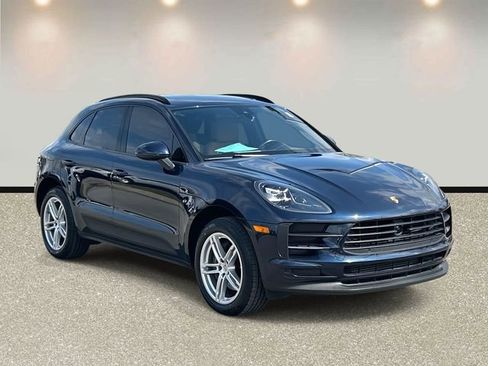 Used 2021 Porsche Macan Base image 3