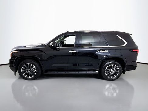 Used 2023 Toyota Sequoia Limited AWD/4WD image 4
