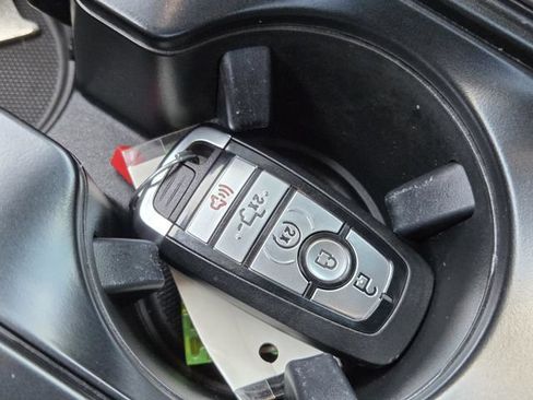 Used 2024 Ford F150 Lariat AWD/4WD image 36