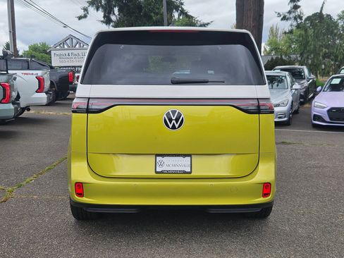 Used 2025 Volkswagen ID. Buzz Pro S Plus AWD/4WD image 4