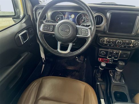 Used 2022 Jeep Wrangler Unlimited Rubicon w/ Steel Bumper Group image 17