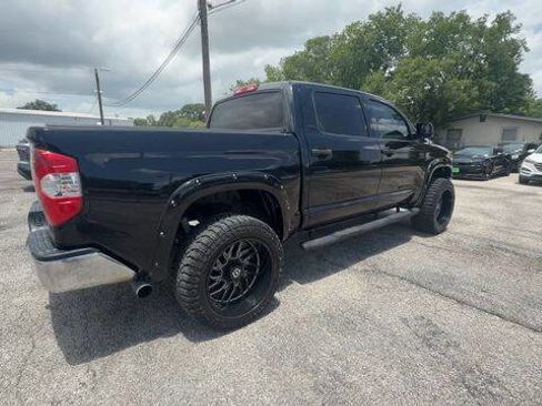 Used 2019 Toyota Tundra SR5 w/ SR5 Upgrade Package AWD/4WD image 8