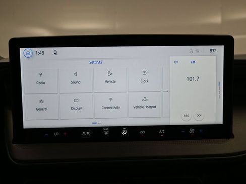 New 2026 Ford Maverick XL w/ Equipment Group 101A AWD/4WD image 32