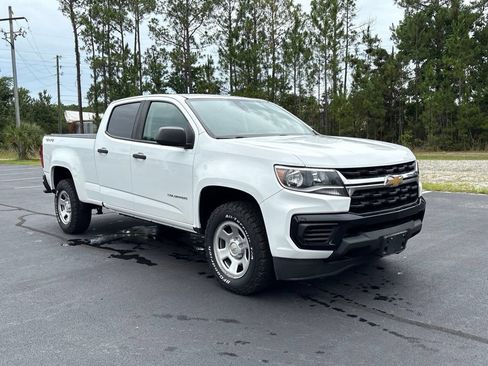 Used 2021 Chevrolet Colorado W/T w/ WT Convenience Package AWD/4WD image 3