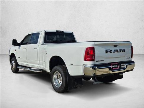 New 2026 RAM 3500 Laramie AWD/4WD image 9