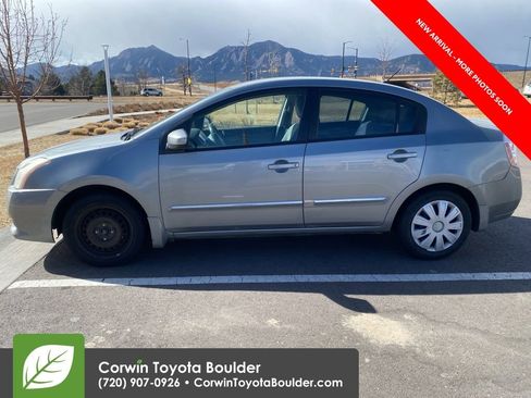 Used 2012 Nissan Sentra 2.0 S image 4