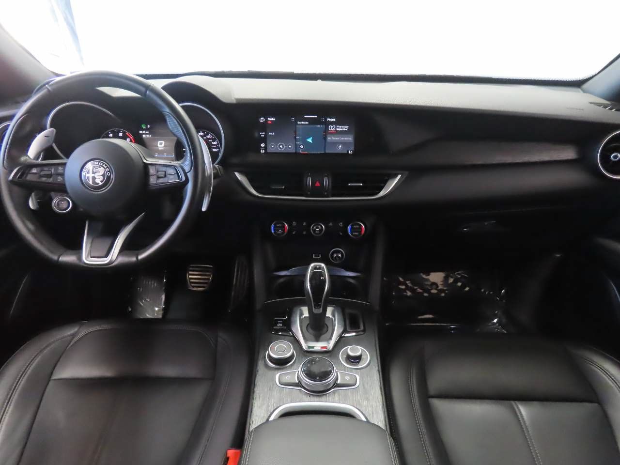 Used 2023 Alfa Romeo Stelvio Sprint RWD image 14