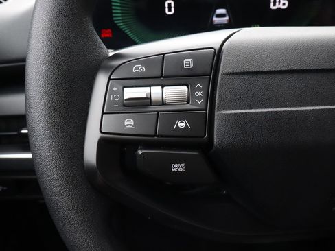 Used 2025 Kia K4 FWD image 26