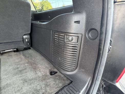 Used 2011 Chevrolet Suburban LT AWD/4WD image 32