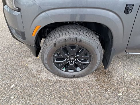 New 2026 Nissan Frontier SV w/ Tow Package image 28