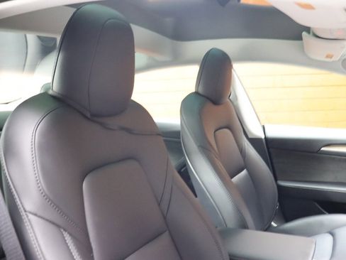 Used 2023 Tesla Model 3 Standard Range image 55