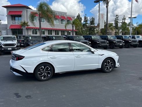 Used 2025 Hyundai Sonata SEL image 4