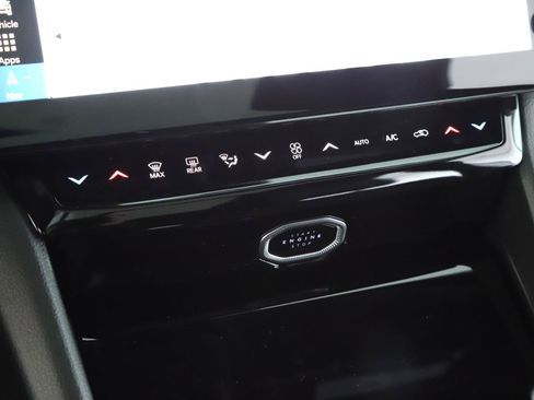 New 2026 Jeep Grand Cherokee Limited w/ Limited Altitude Package image 13