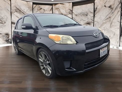 Used 2009 Scion xD image 3
